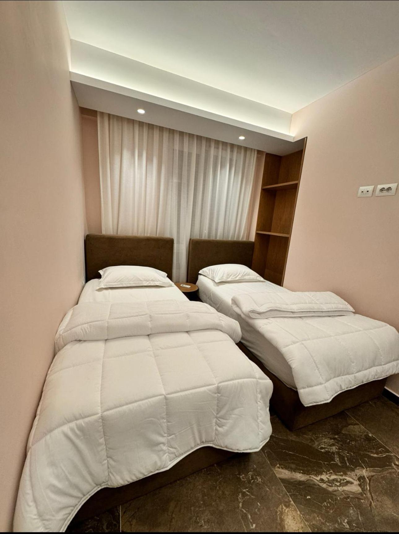 Agate City Center Apartment 地拉那 外观 照片